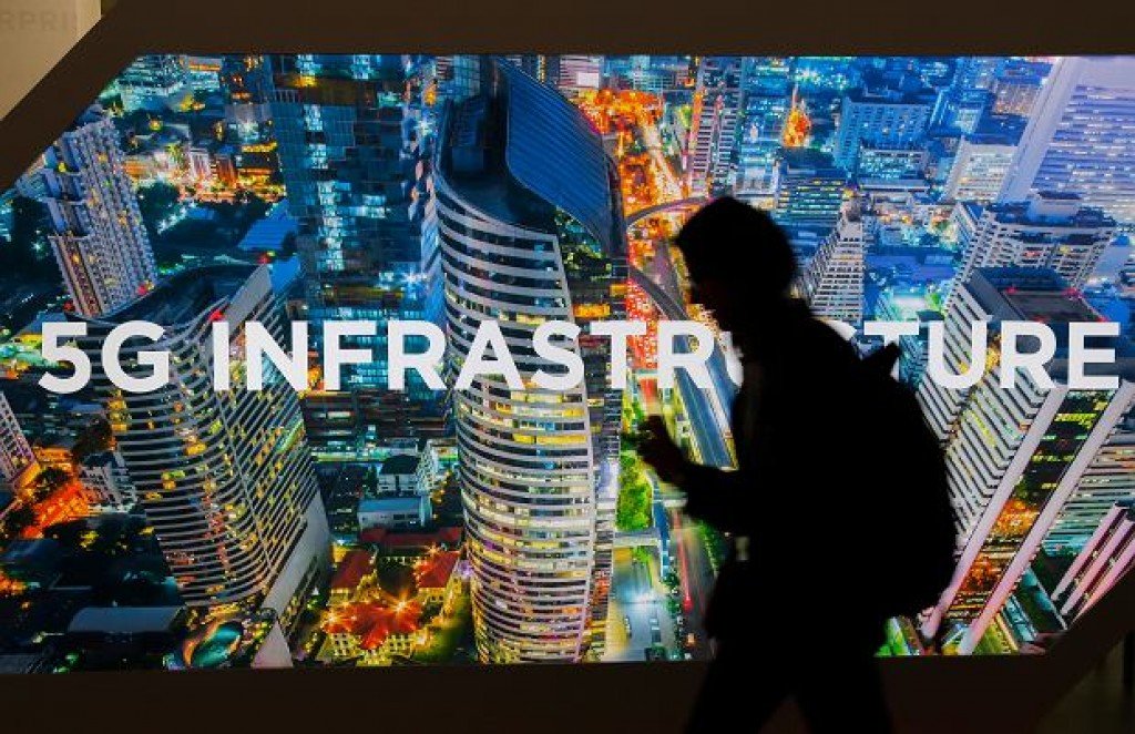 Nadchodzi technologia 5G. Będziemy hiperpołączeni, czyli ultranarażeni